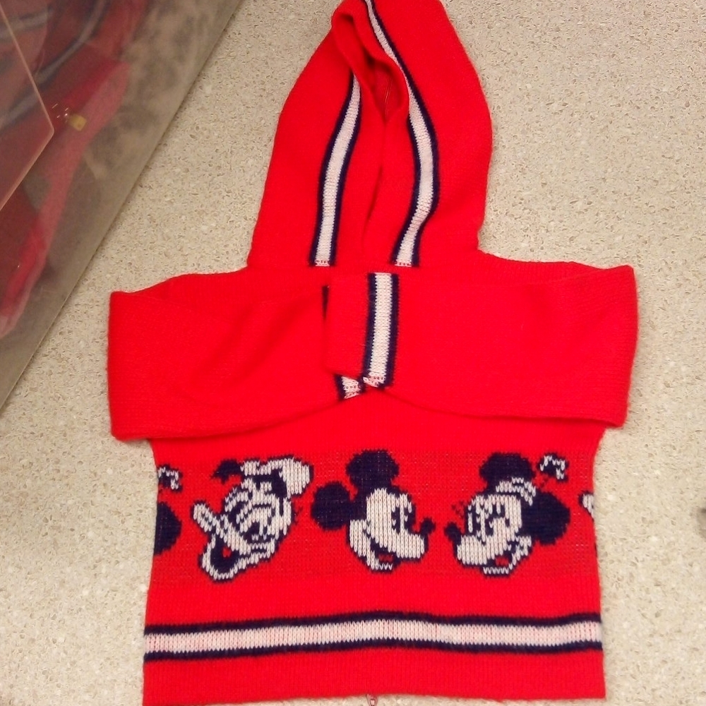 May knitting company vintage sweater